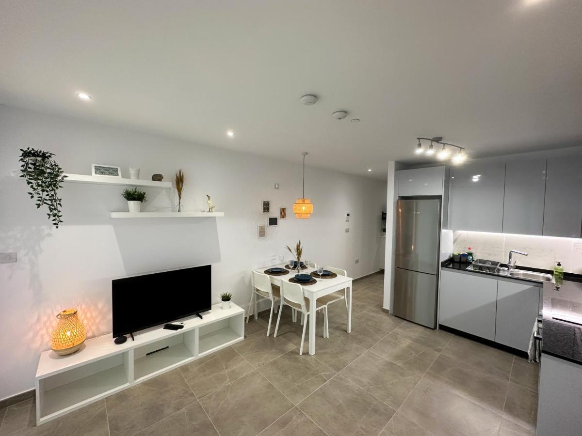 Brand New - Massive Studio - E1 - Self Catering Gibraltar Exteriör bild